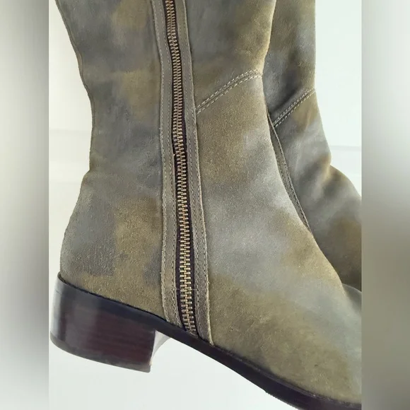 NWOT Donald Pliner green suede boots! - Picture 5 of 14